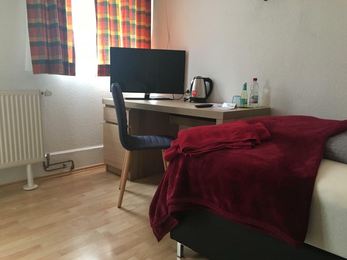Hotel Lamm Stuttgart Waldenbuch Esterno foto