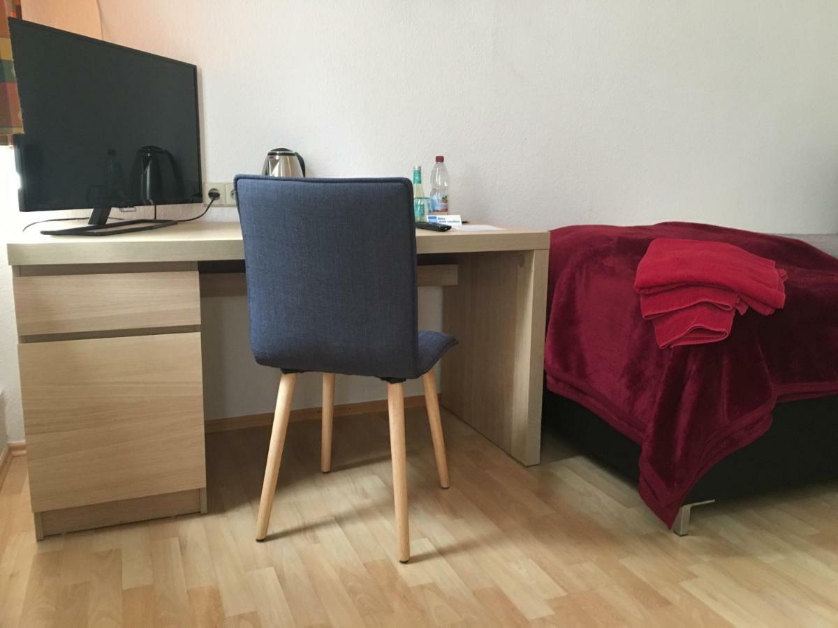 Hotel Lamm Stuttgart Waldenbuch Esterno foto